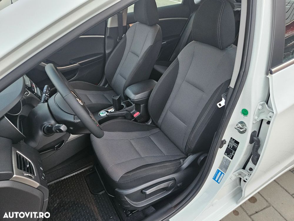Hyundai i30 - 9