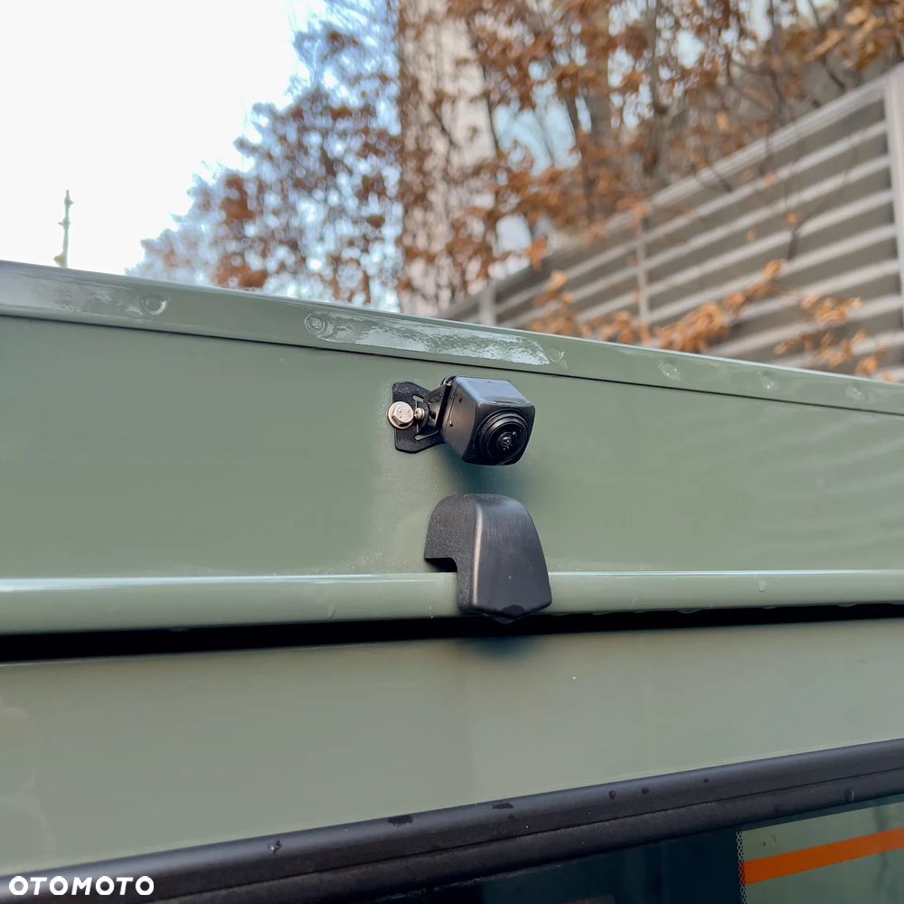 Land Rover Defender 2.2 TD4 SE - 8