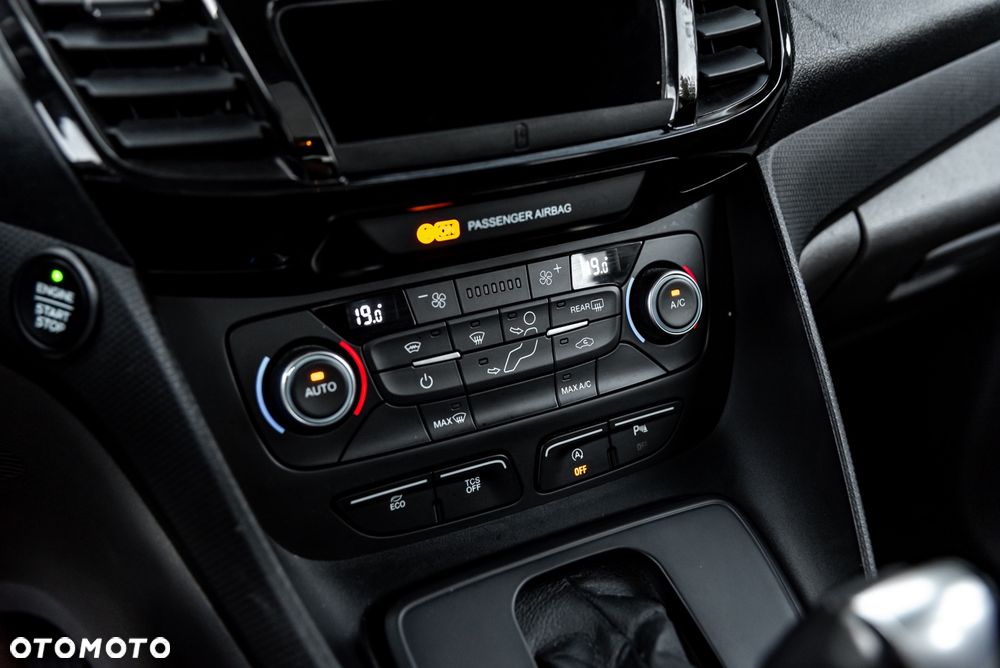 Ford Tourneo Connect 1.5 TDCi Trend PowerShift - 32