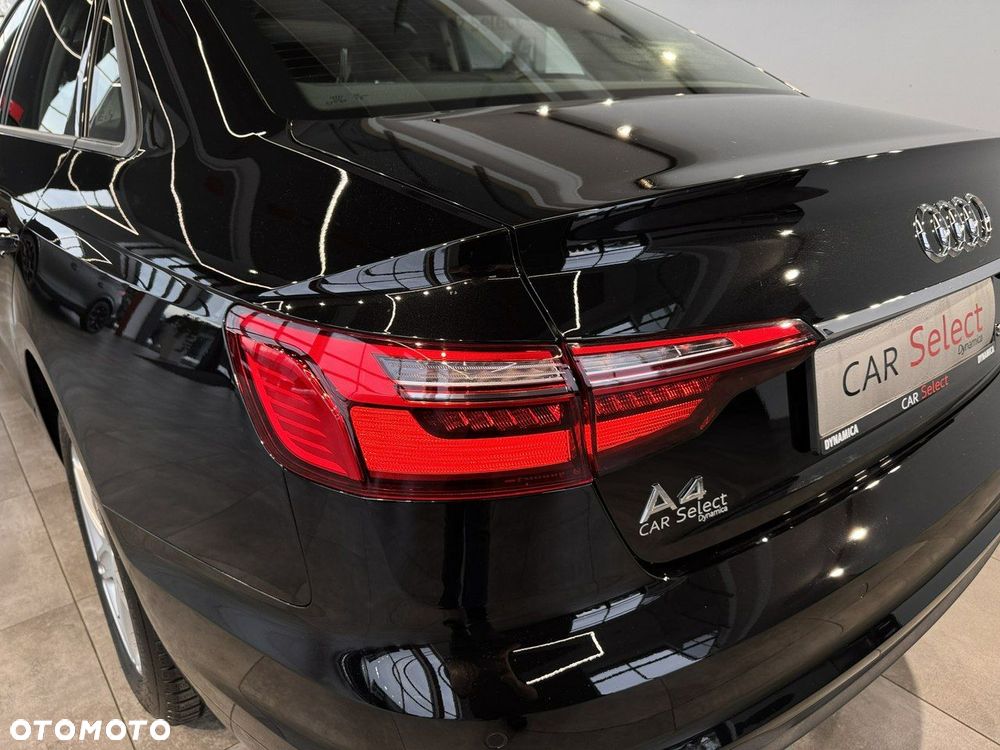 Audi A4 Limousine - 12