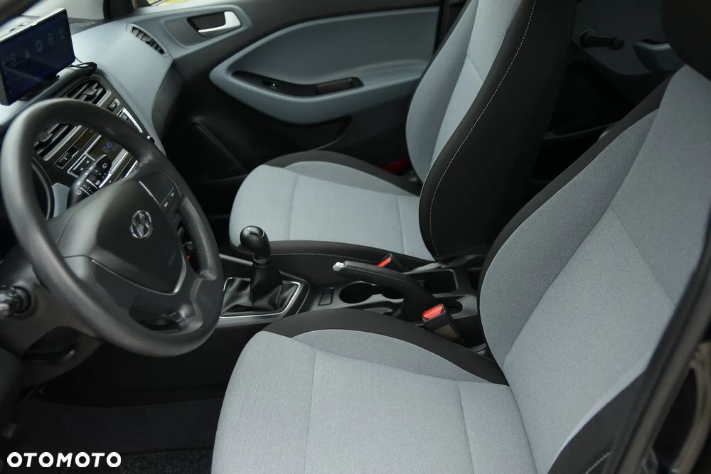 Hyundai i20 - 26