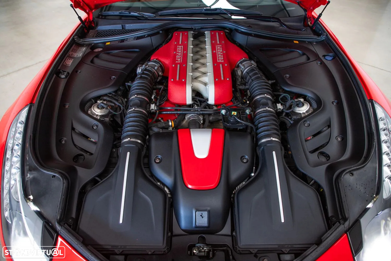 Ferrari FF - 7