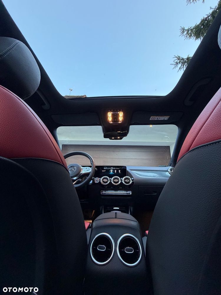 Mercedes-Benz GLA 250 4-Matic AMG Line - 19