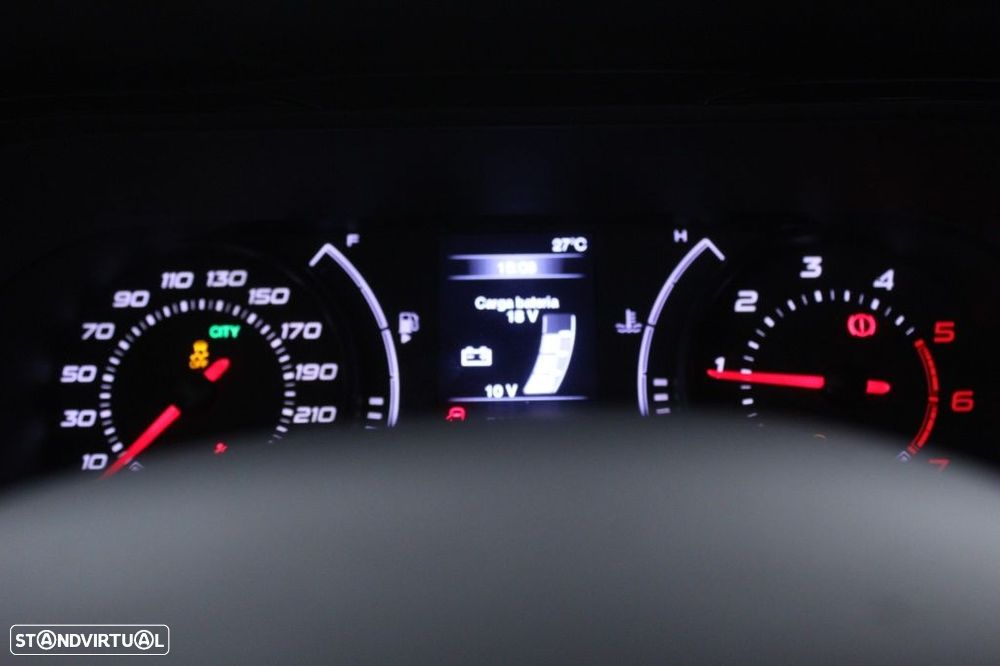 Fiat Tipo 1.3 M-Jet Street - 24