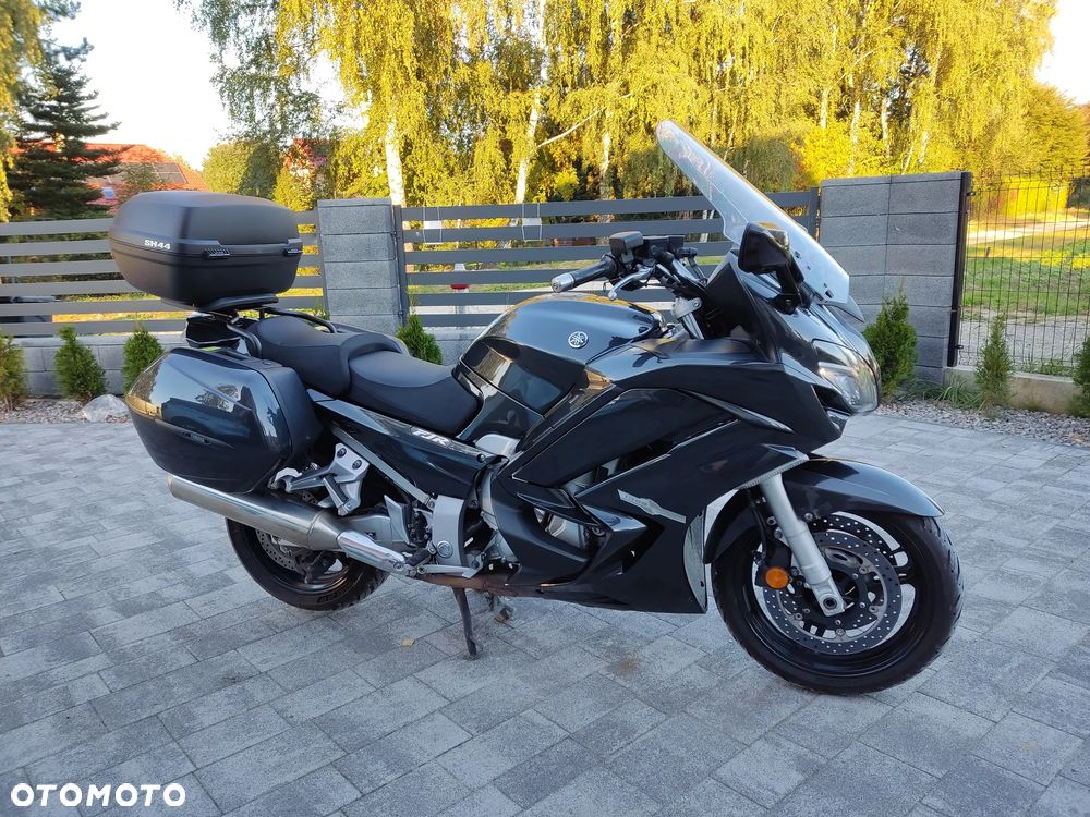 Yamaha FJR - 6