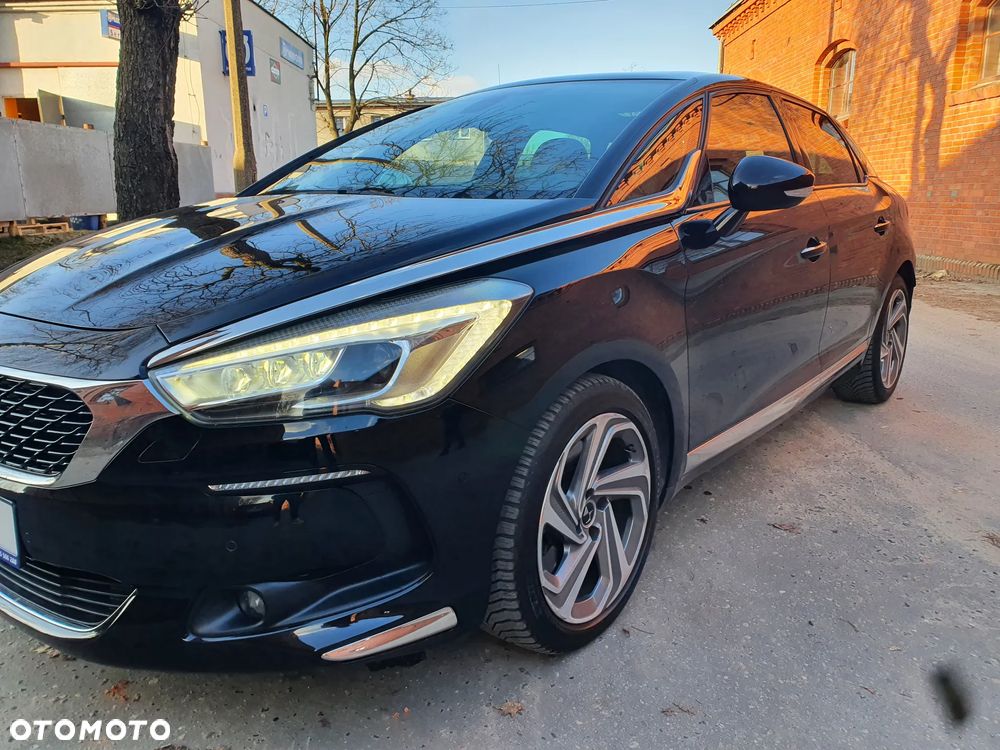 DS Automobiles DS 5 - 8
