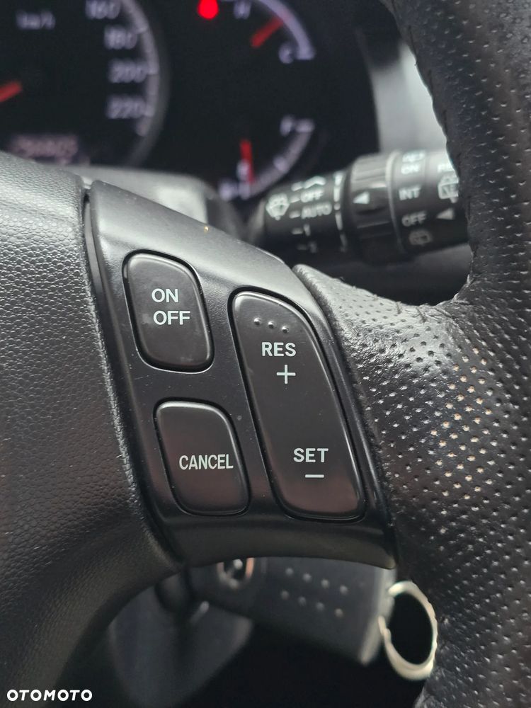 Mazda 5 2.0 CD DPF Exclusive - 29