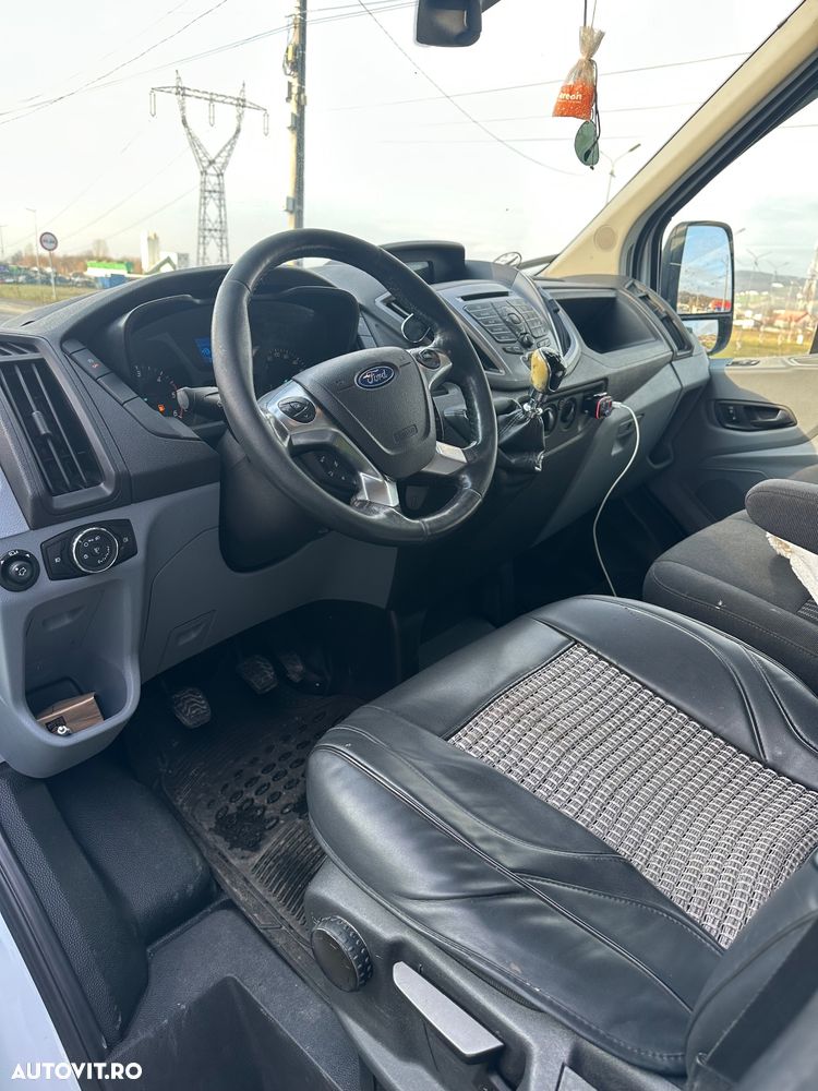 Ford Transit 2,2 - 5