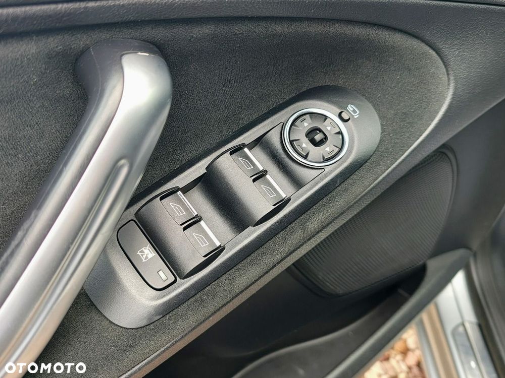 Ford S-Max 2.3 Titanium - 25