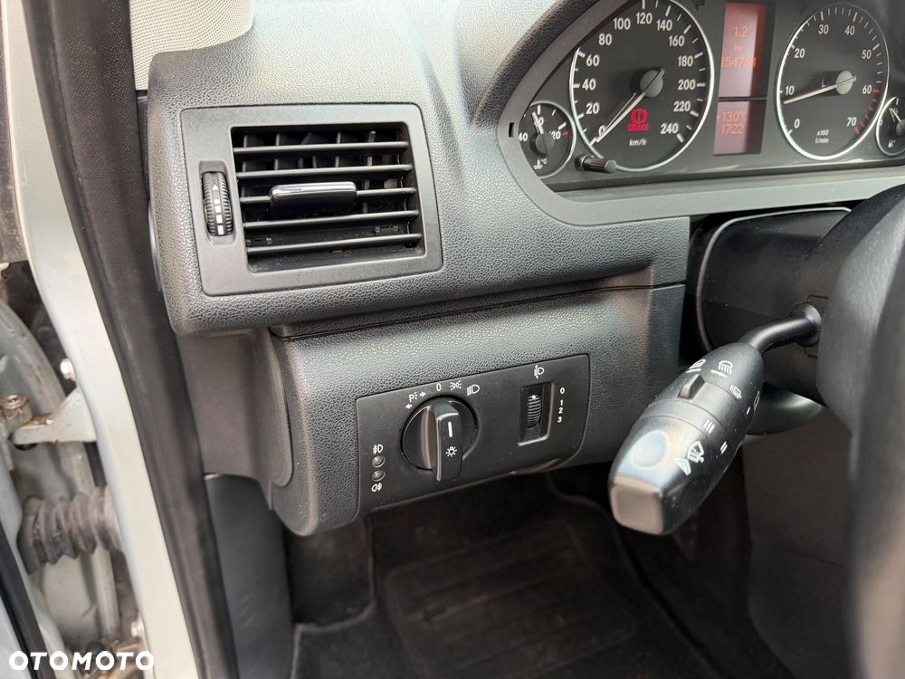 Mercedes-Benz Klasa A 150 Avantgarde Edition 10 - 23