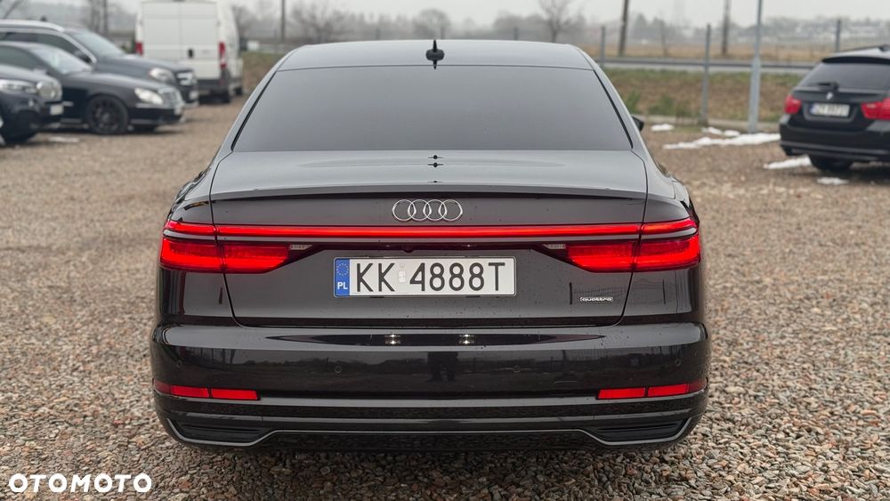 Audi A8 - 21