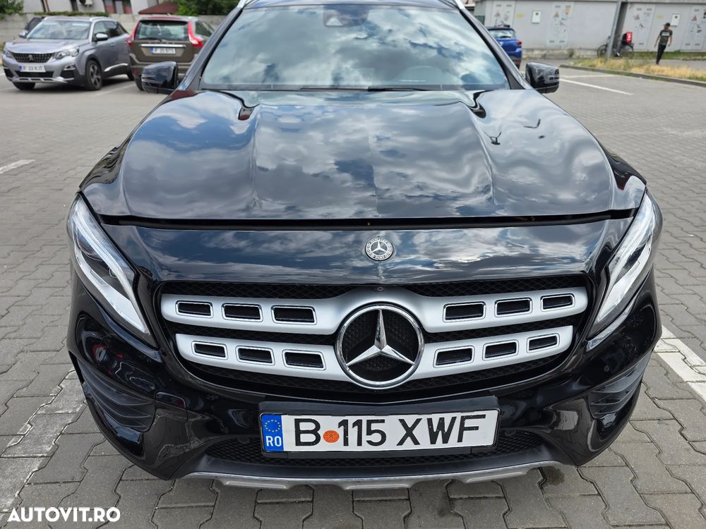 Mercedes-Benz GLA - 1