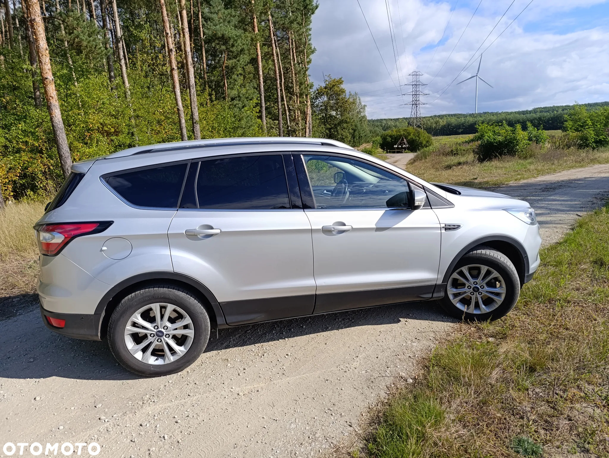 Ford Kuga - 4