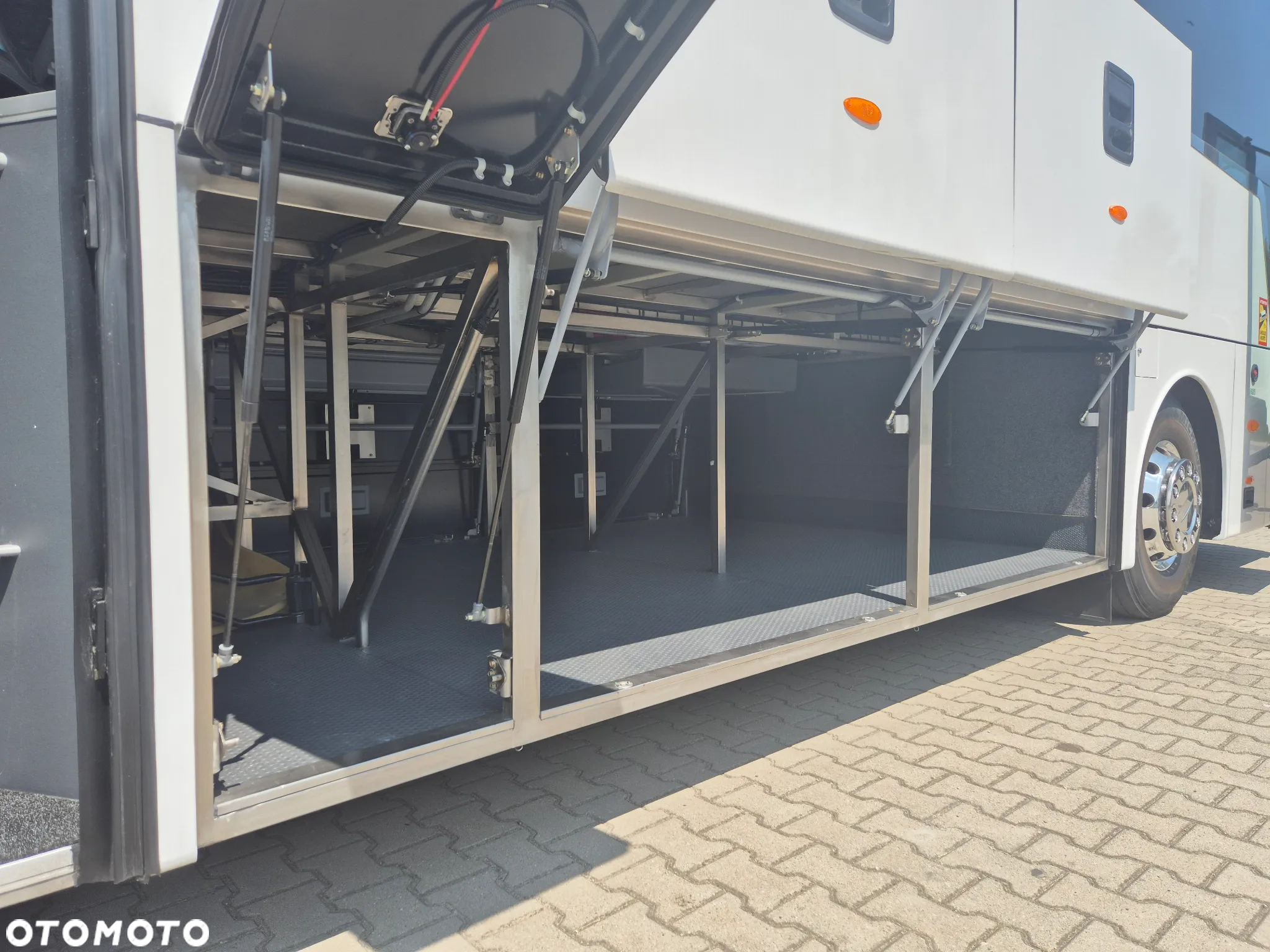 Van Hool EX16 / SPROWADZONY Z FRANCJI / 65 MIEJSC / EURO 6 / 146 000 KM - 15