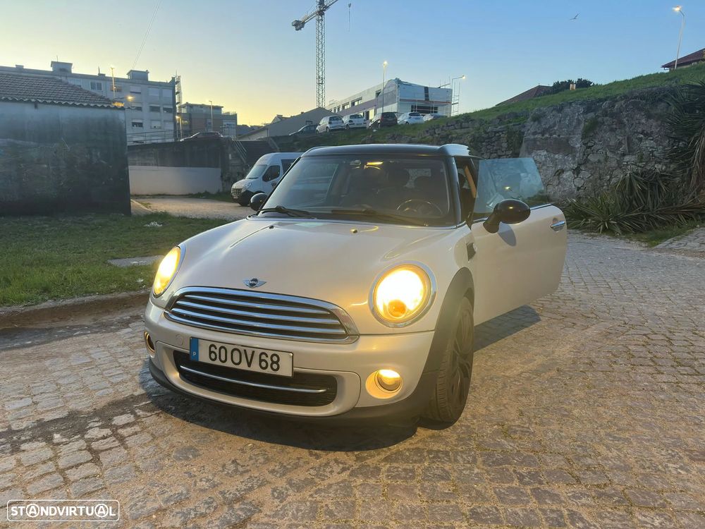 MINI Clubman Cooper D - 4