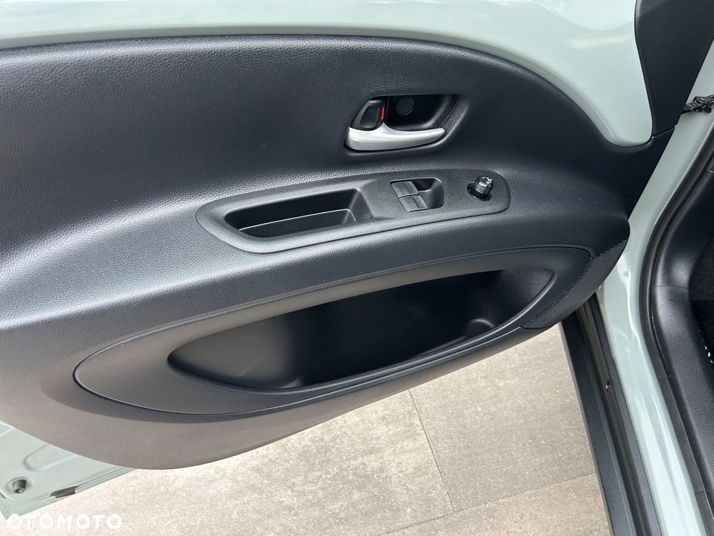 Toyota Aygo X - 35