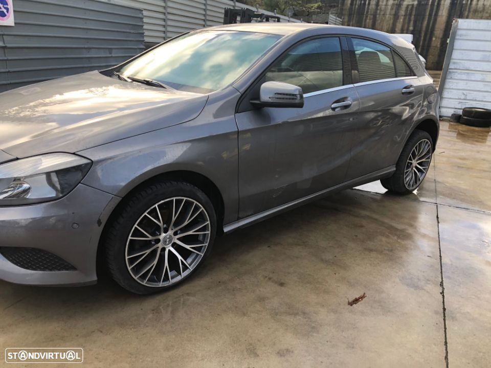 MERCEDES A 180 (W176) 1.6  122CV DE 2014 PARA PEÇAS - 2
