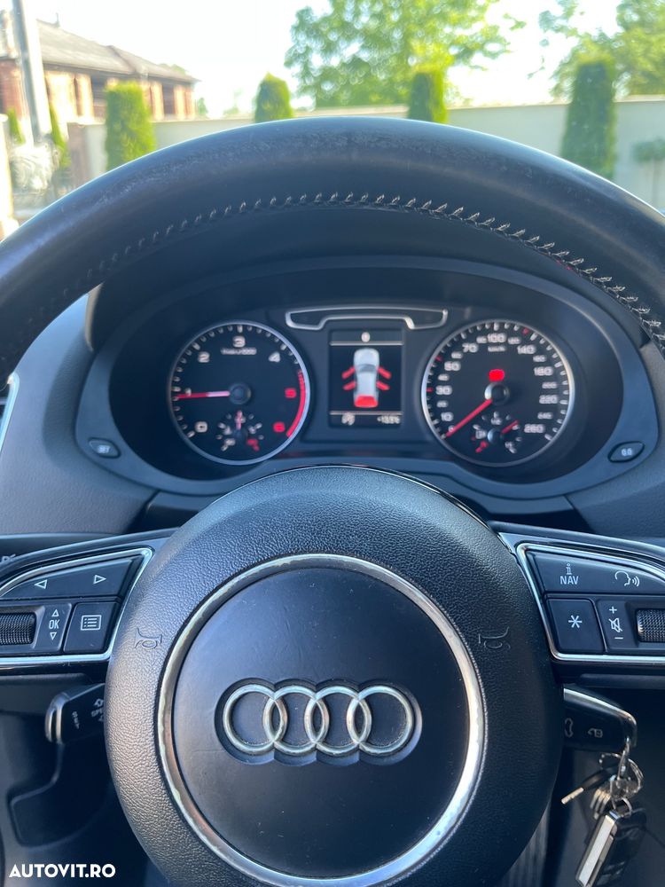Audi Q3 2.0 TDI - 12