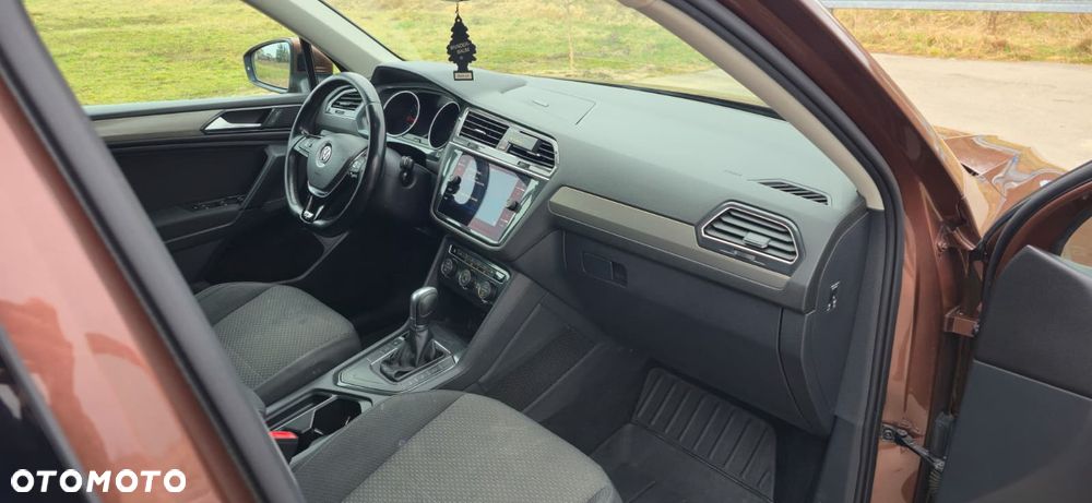 Volkswagen Tiguan - 14