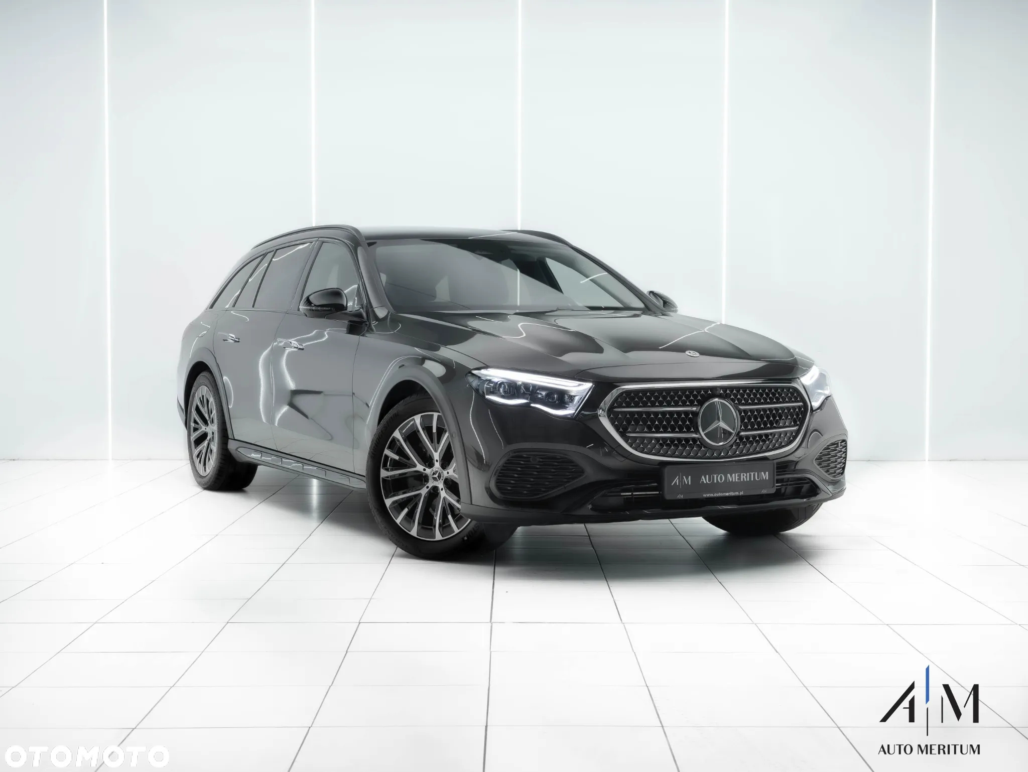 Mercedes-Benz Klasa E 220 d T 4Matic All-Terrain 9G-TRONIC - 2
