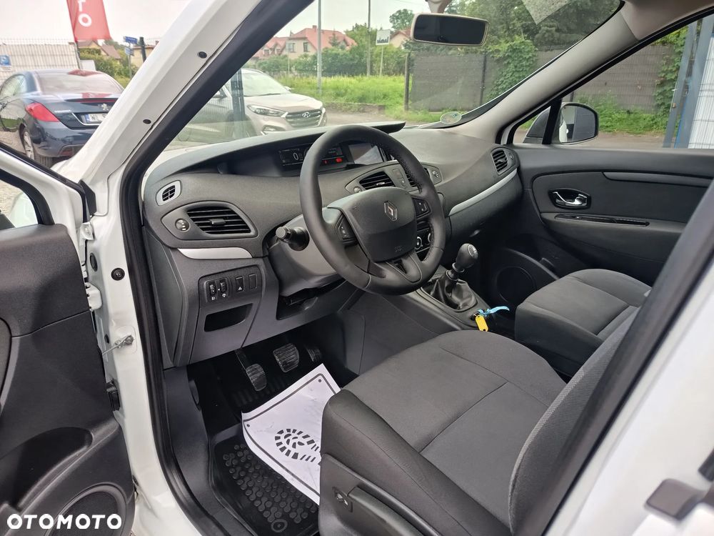 Renault Scenic 1.6 16V 110 TomTom Edition - 12
