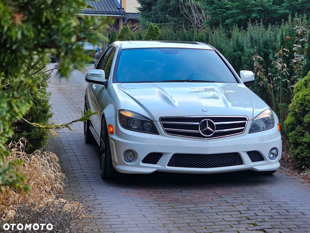 Mercedes-Benz Klasa C 63 AMG 7G-TRONIC - 17