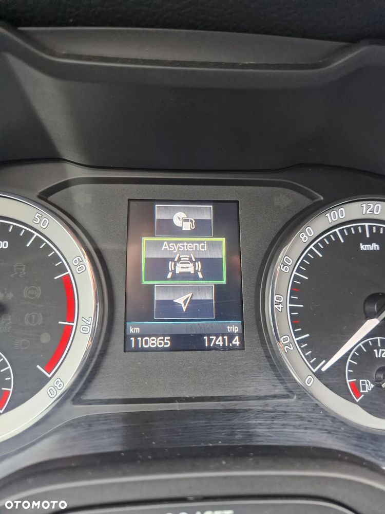 Skoda Karoq 1.5 TSI ACT 4x2 Style DSG - 10