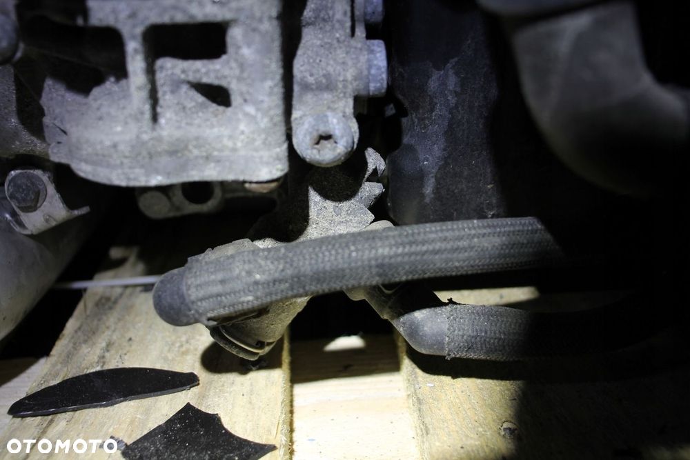 VOLVO XC60 V60 POMPA 31325357  TERMOSTAT 31319791 - 2