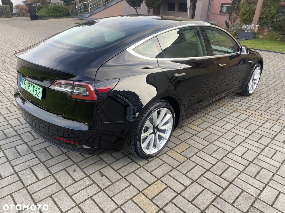 Tesla Model 3 - 13