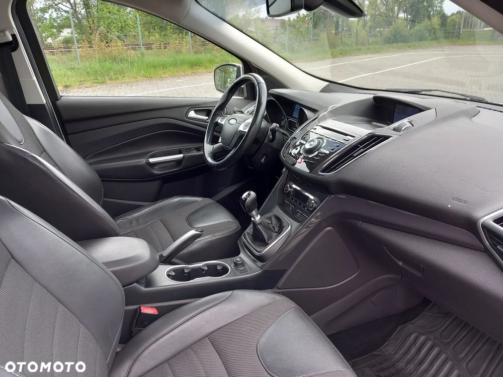 Ford Kuga 2.0 TDCi Titanium - 22