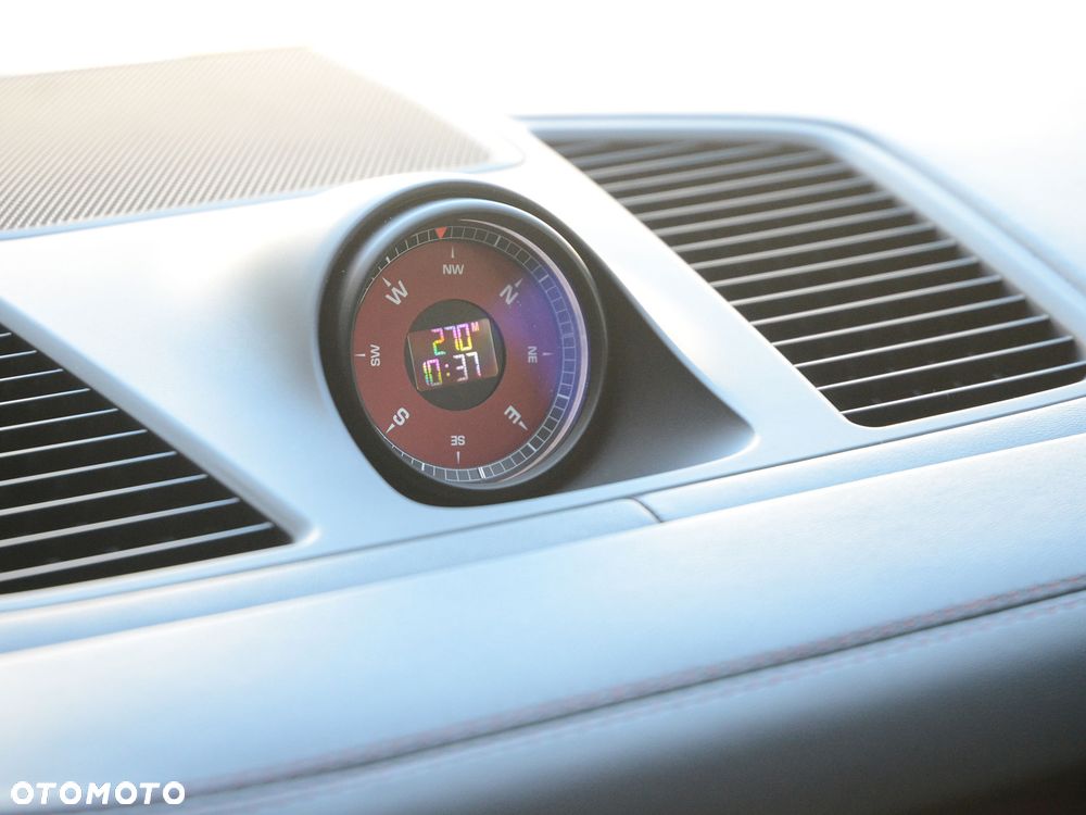 Porsche Cayenne - 30