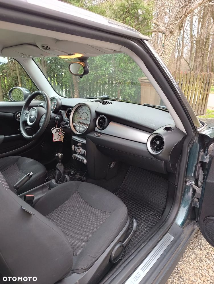 MINI ONE Standard - 10