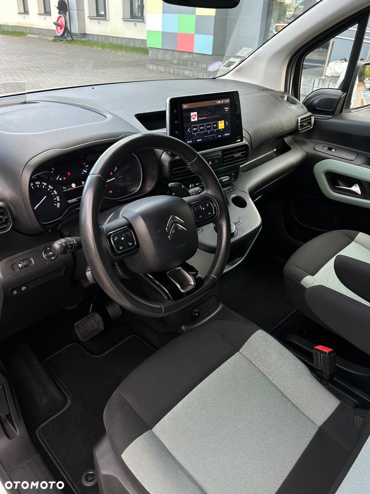 Citroën Berlingo M PureTech 130 EAT8 SHINE - 17