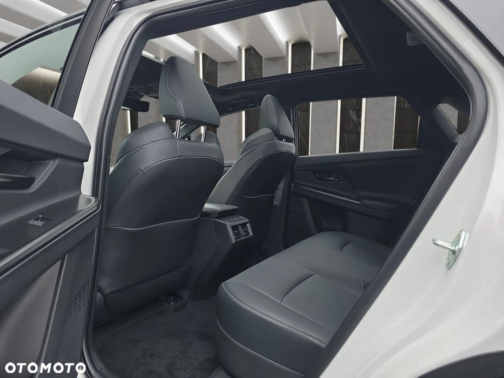 Toyota bZ4X 73.1kWh 4x4 Executive - 40