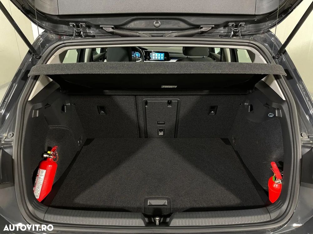 Volkswagen Golf 1.0 TSI Life - 14