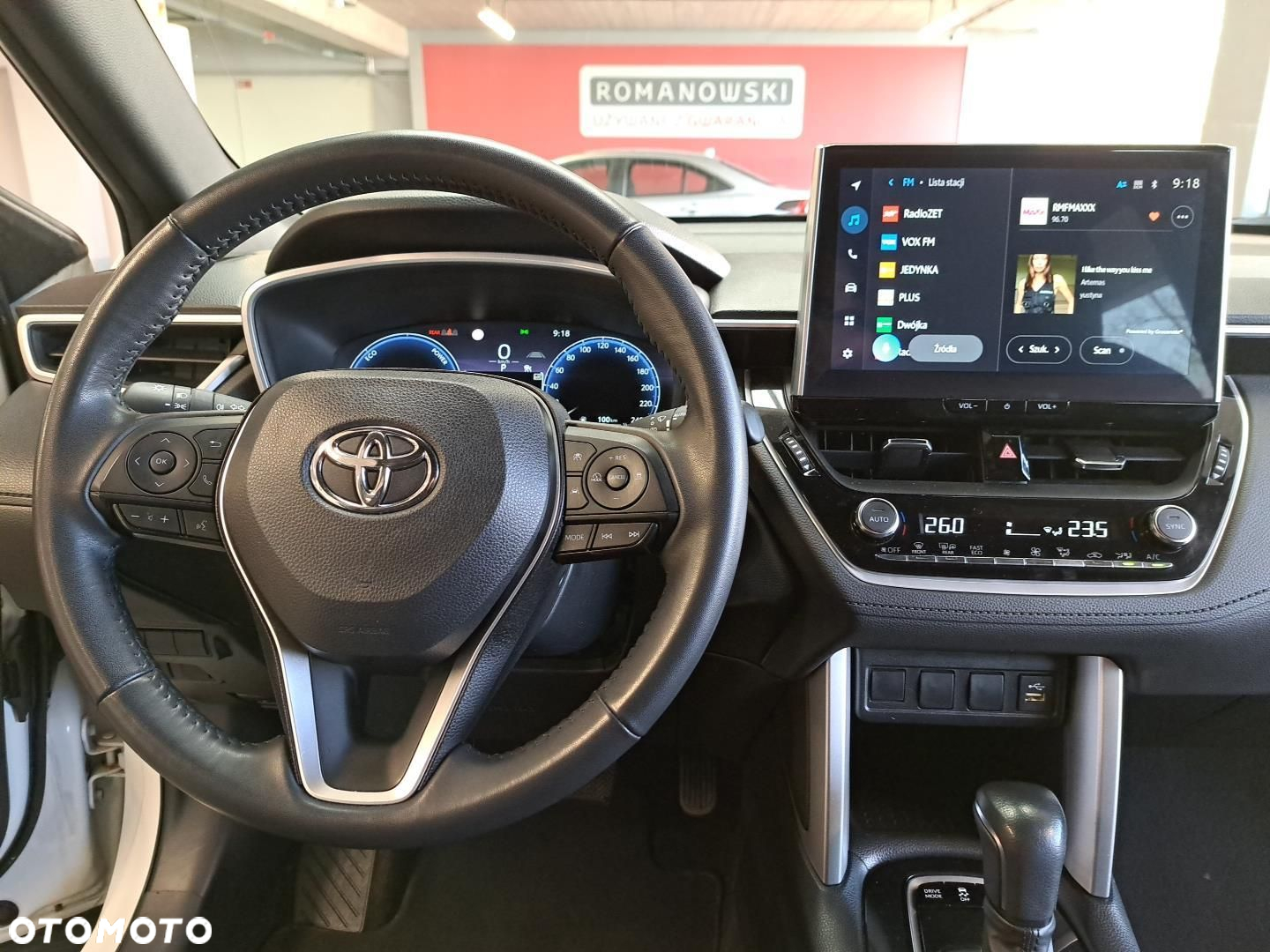 Toyota Corolla Cross - 17