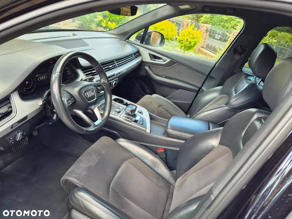 Audi Q7 - 17