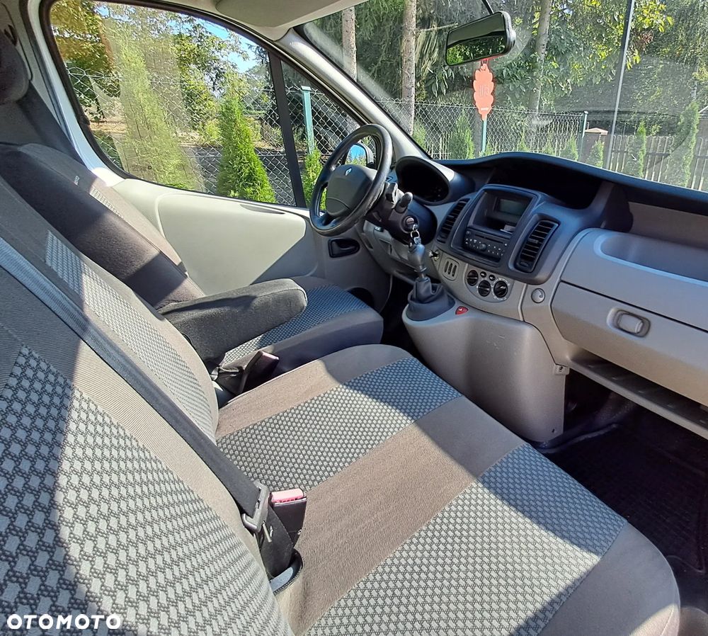 Renault Trafic - 9