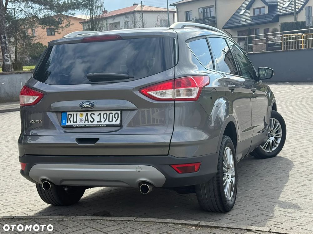 Ford Kuga 2.0 TDCi 4x4 Titanium - 6