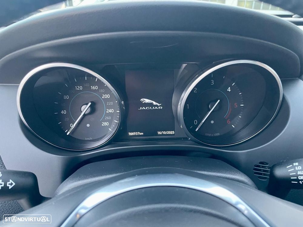 Jaguar F-Pace 2.0 i4D Prestige Aut. - 13