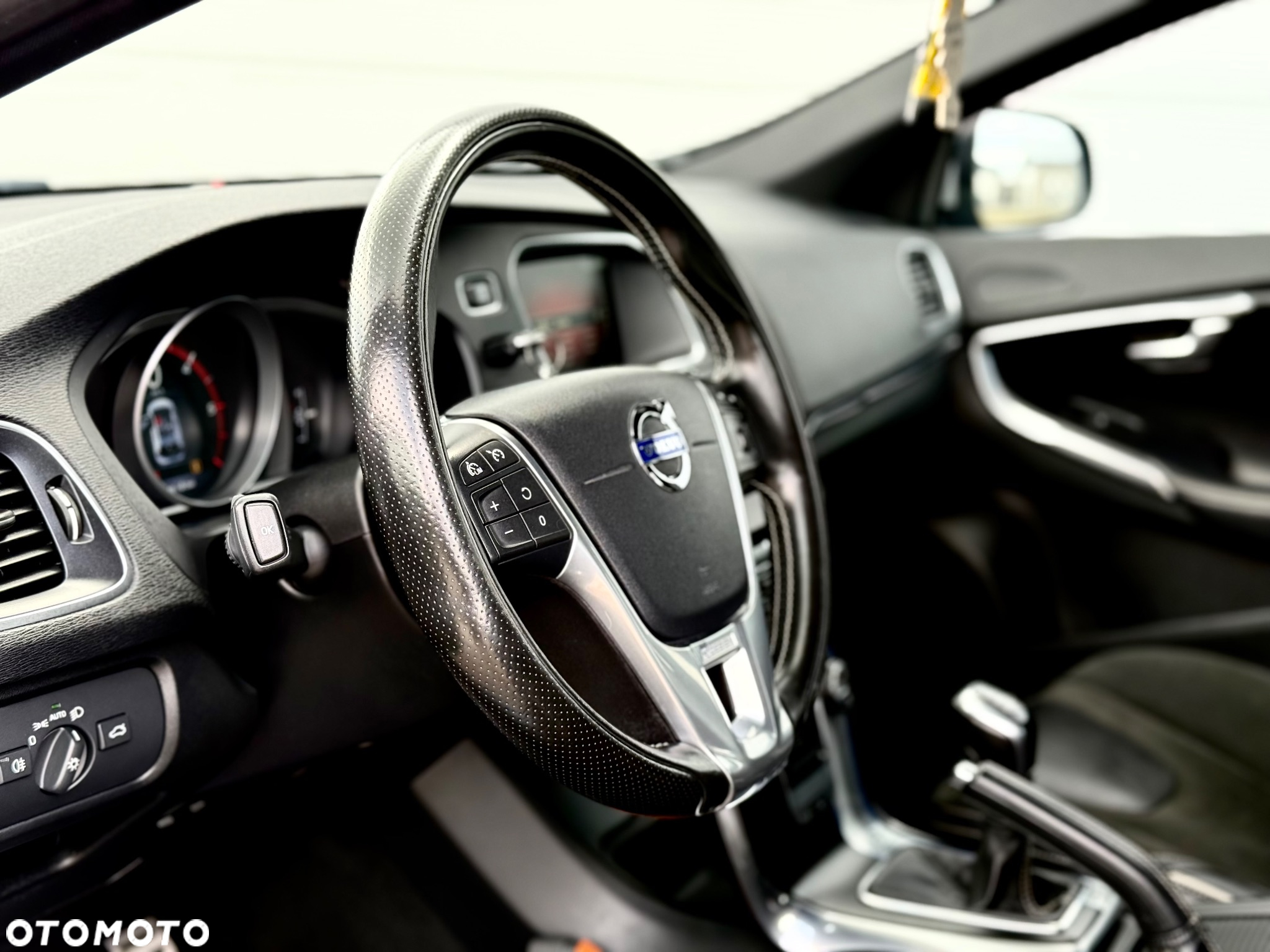 Volvo V40 D2 RDesign - 25