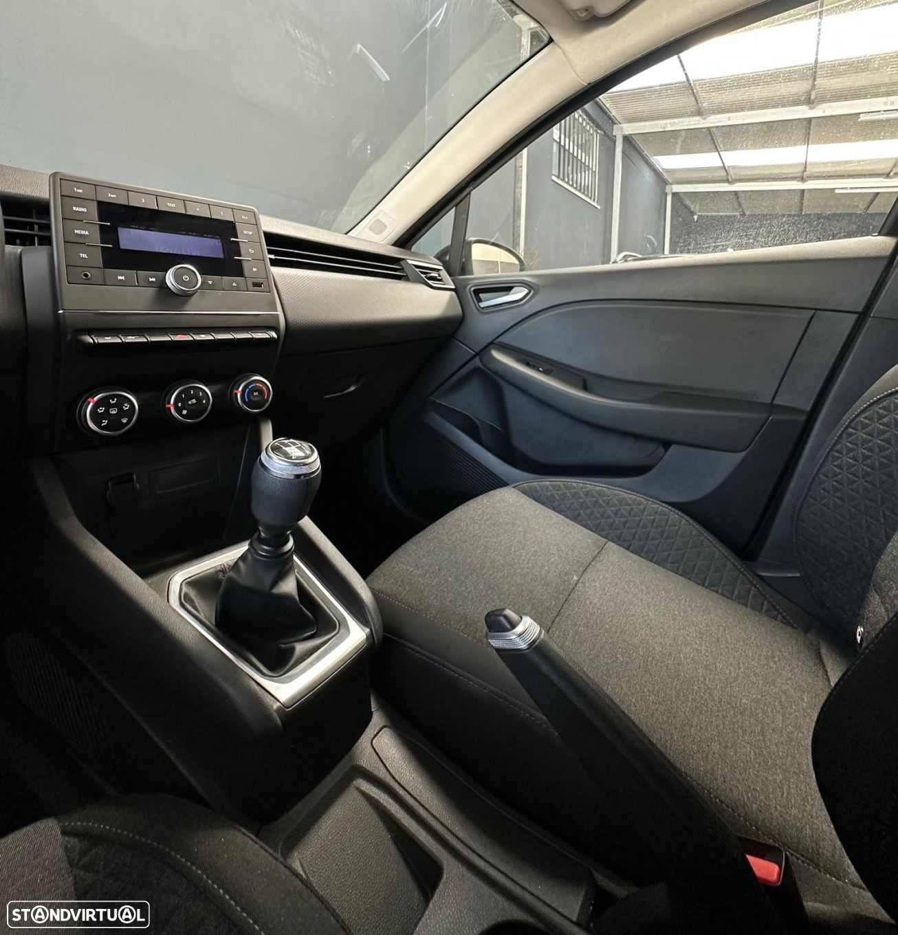 Renault Clio 1.0 SCe Zen - 17