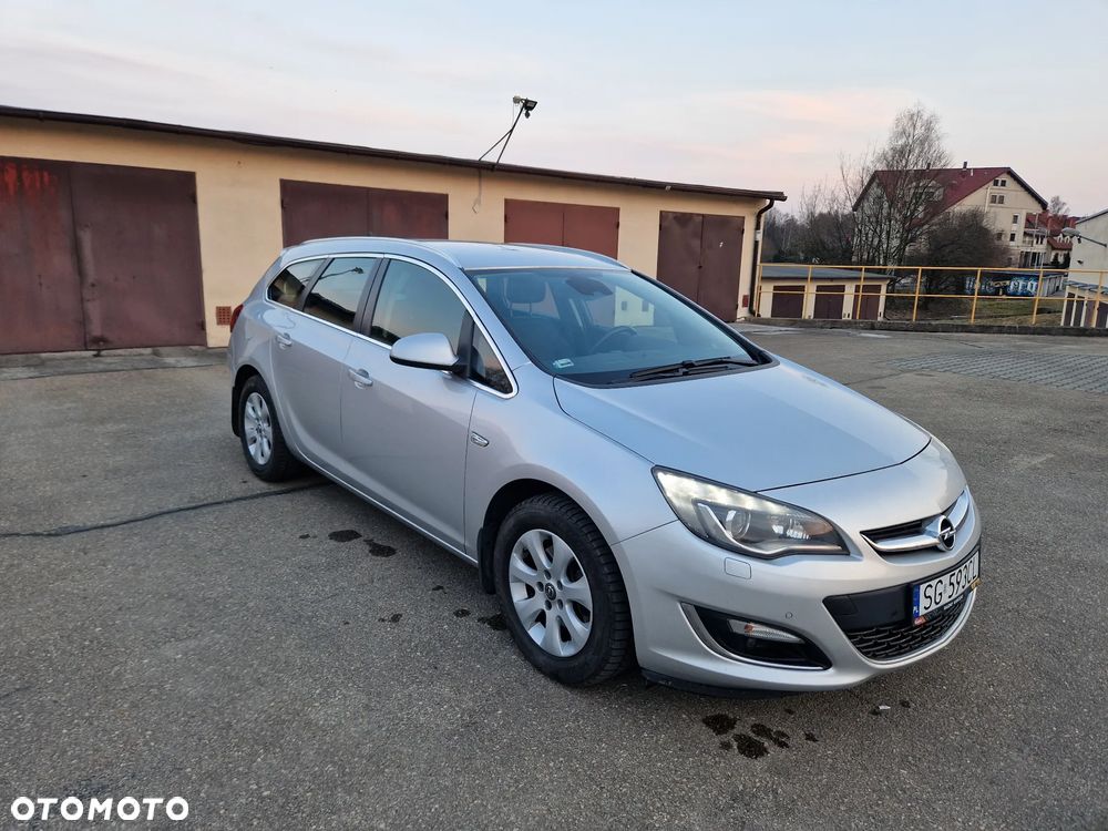 Opel Astra 1.6 CDTI Cosmo - 1