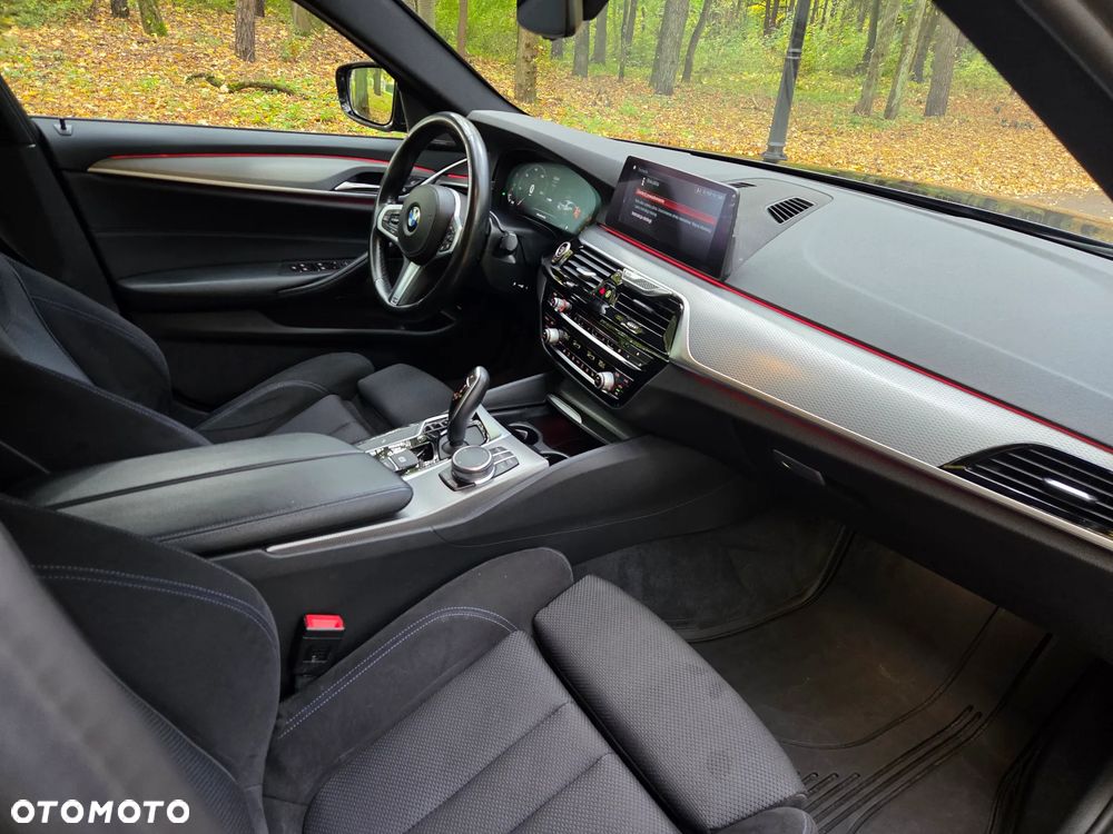 BMW Seria 5 520d M Sport sport - 20