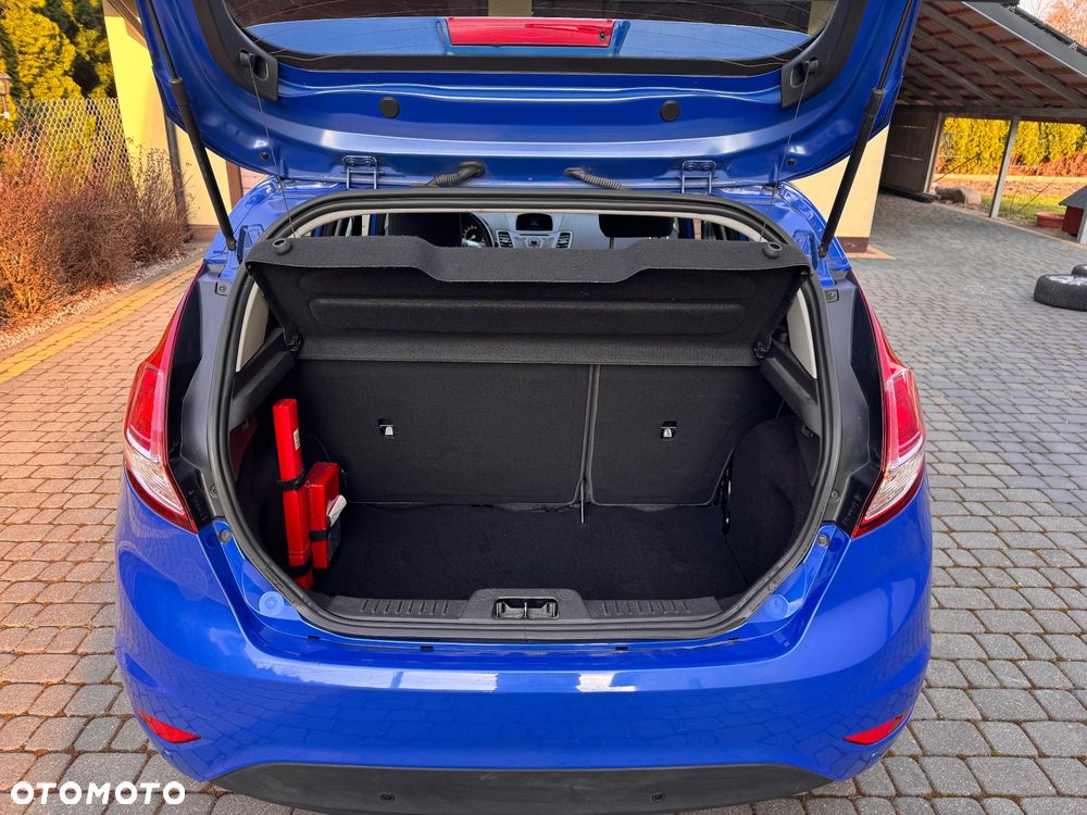 Ford Fiesta - 12