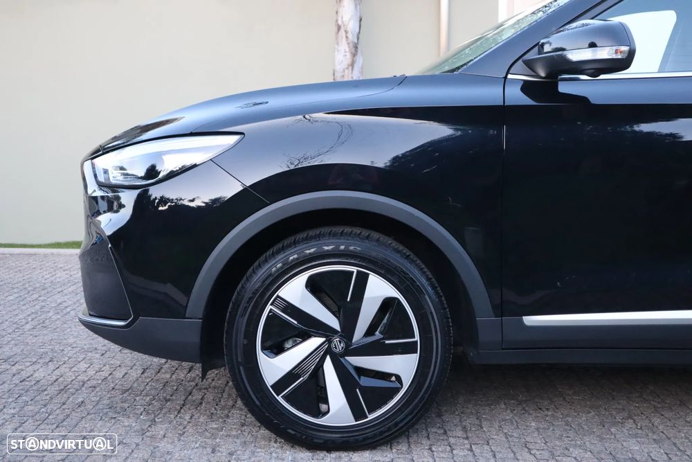 MG ZS EV 72.6 kWh Luxury - 9