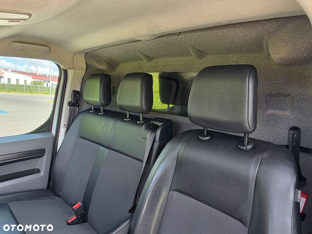 Opel Vivaro - 18