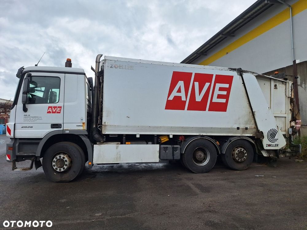 Versalift Actros 2536 L 6X2 - 7