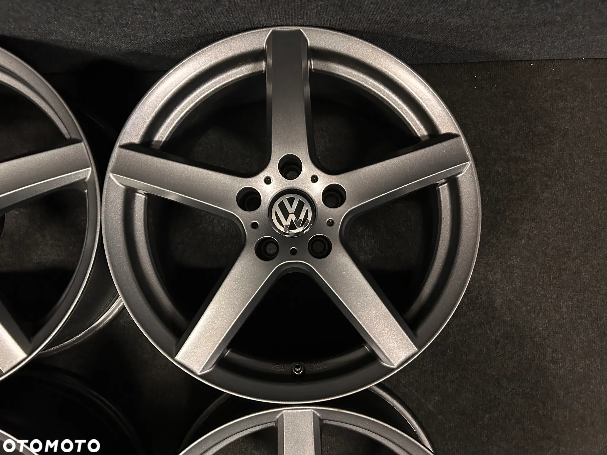Alufelgi Dezent VW Passat B6, B7, B8, T-Roc, Touran, Tiguan, Sharan 17 cali 5x112 4szt. Ładne! - 9