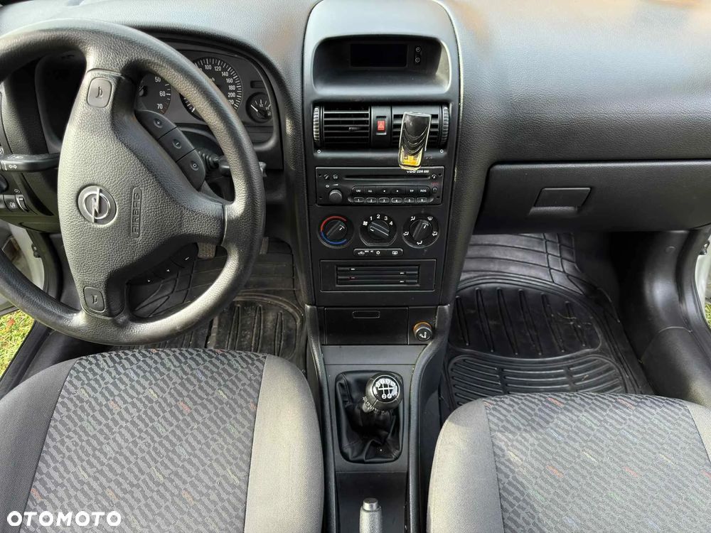 Opel Astra II 1.6 GL / Start - 6